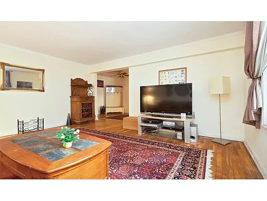 Sold by Calabrese Real Estate | media 8