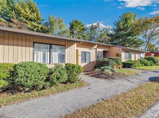 558 Asbury Ridge Rd #558, Shelton, CT 06484