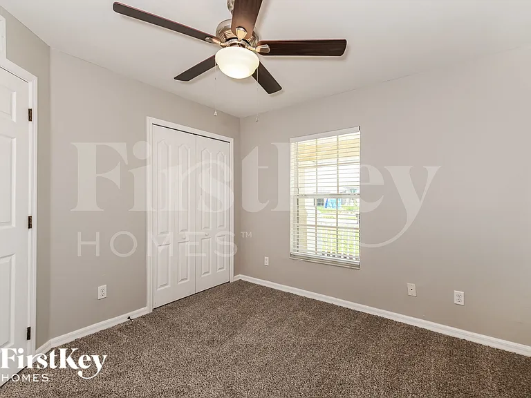 2232 NW 9th Ter — Photo 11