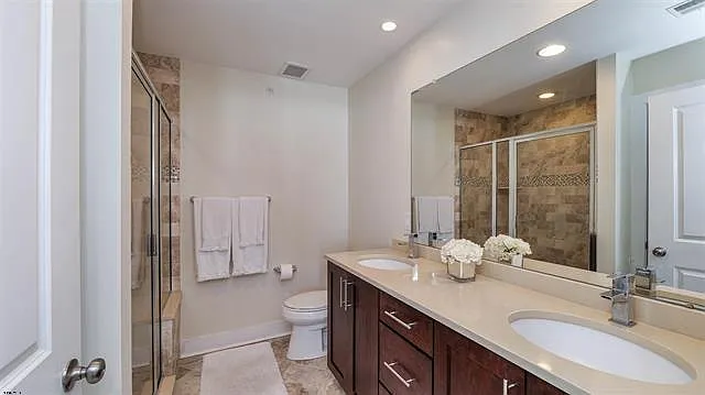 210 N Madison Ave #2 — Photo 17