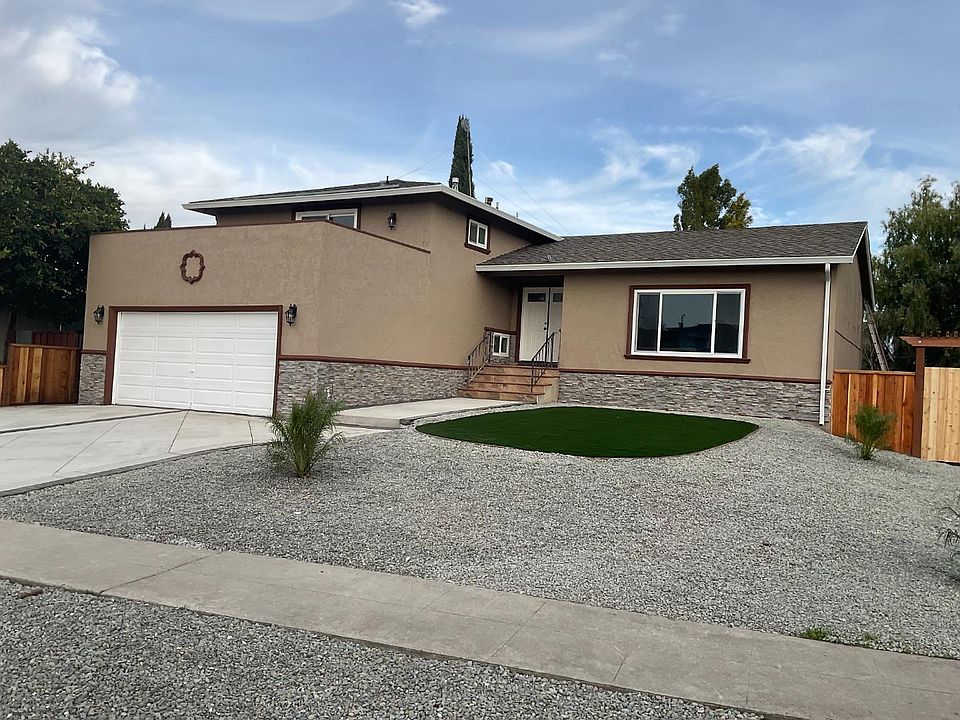 1st image of 5640 Comanche Ct