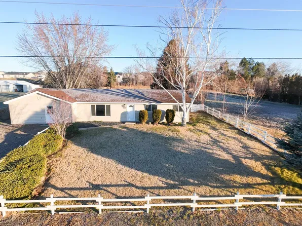 5617 W Argent Rd, Pasco, WA 99301