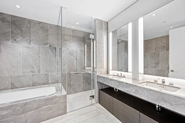 Rented by SERHANT. | media 28