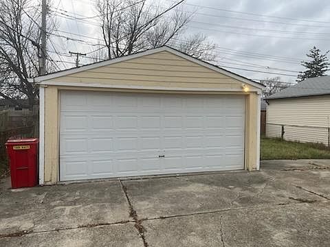 2nd image of 27721 Tighe St