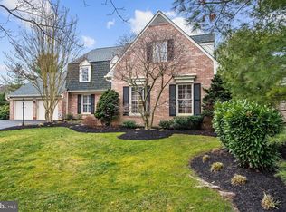 9404 Sunnyfield Ct, Potomac, MD 20854