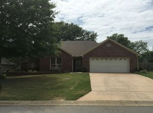 145 Grapevine St, Conway, AR 72034