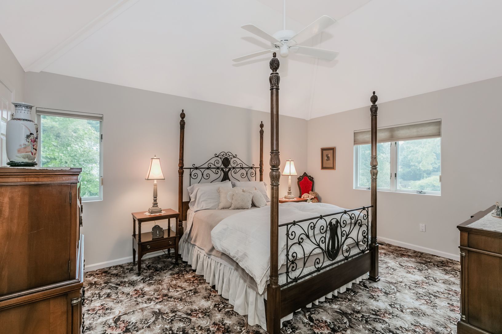  Upstairs Master Bedroom
