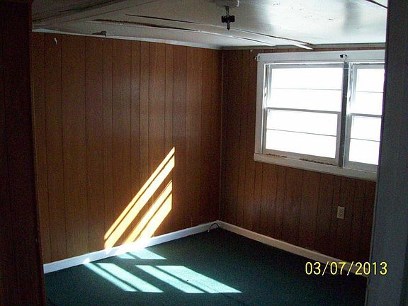 2nd image of 706 N Logan St