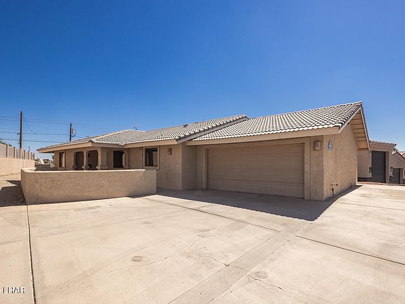 4th image of 2760 Castaway Dr