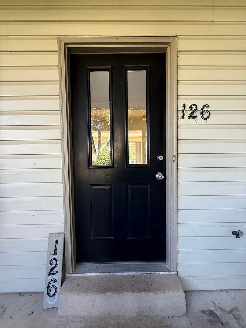 3 Bed / 1.5 Bath Townhome in Brittany Farms, The Highlands Community — Photo 1