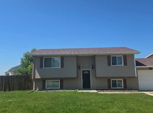 2609 9th St NW, Minot, ND 58703
