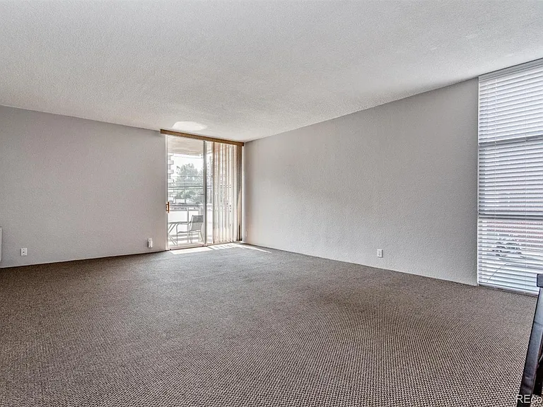 2500 S York St #217 — Photo 11