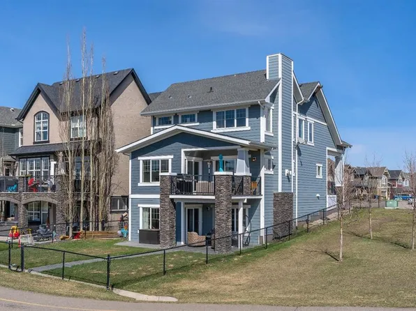 49 E Marquis Grv SE, Calgary, AB T3M 1M5