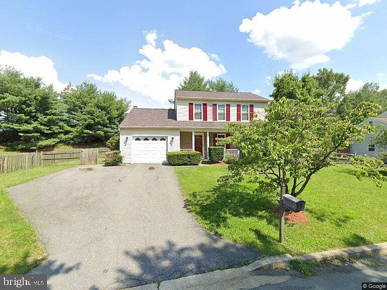 1st image of 6 Blackburn Ct