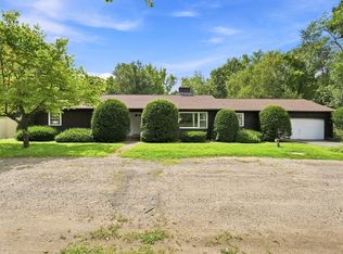 261 Bay Rd, Hadley, MA 01035
