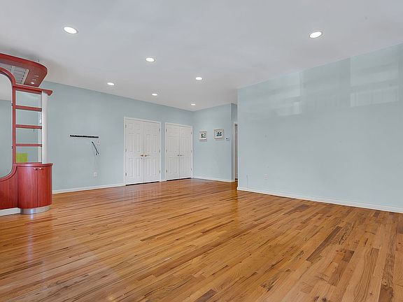 5th image of 1858 83rd St #2A
