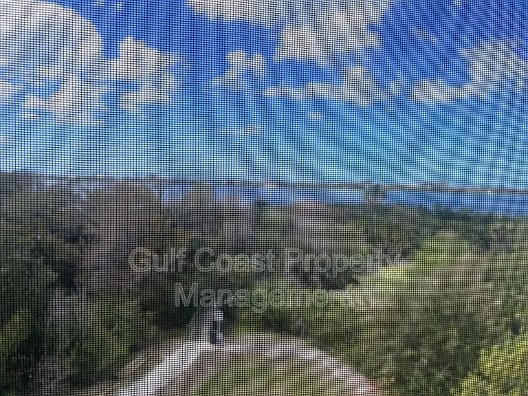 260 Hidden Bay Dr #401 — Photo 15