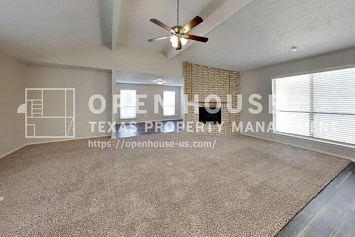 3 bed, 2.0 bath, 1755 sqft, $2,280 — Photo 4