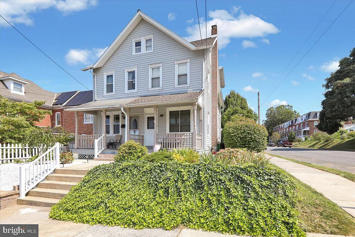 133 New Holland Ave photo 1