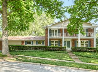 709 Clayworth Dr, Ballwin, MO