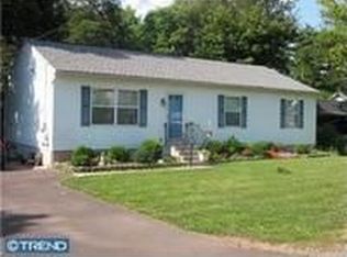 1323 Maple Ave, Croydon, PA 19021