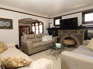 6019 Maple St, Dearborn, MI 48126