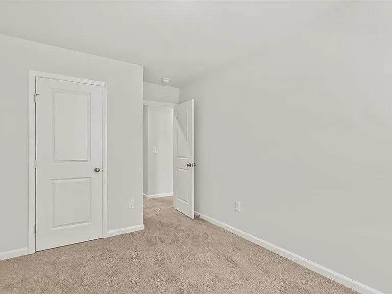 Building Photo - 161 Randwick Ln