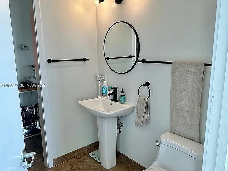 3470 E Coast Ave #H1805 — Photo 11