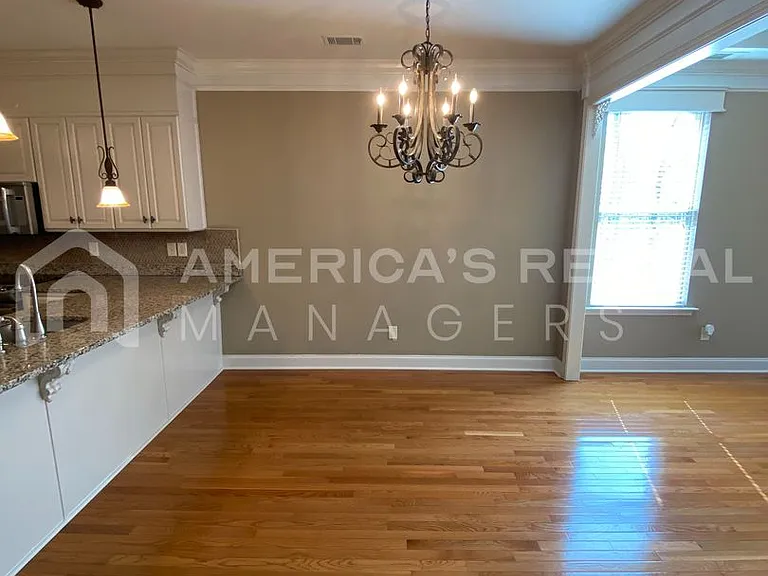 4230 Lochshire Ln — Photo 12