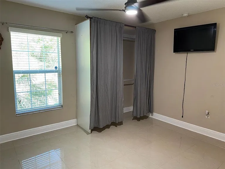 6609 Myrna Dr — Photo 10