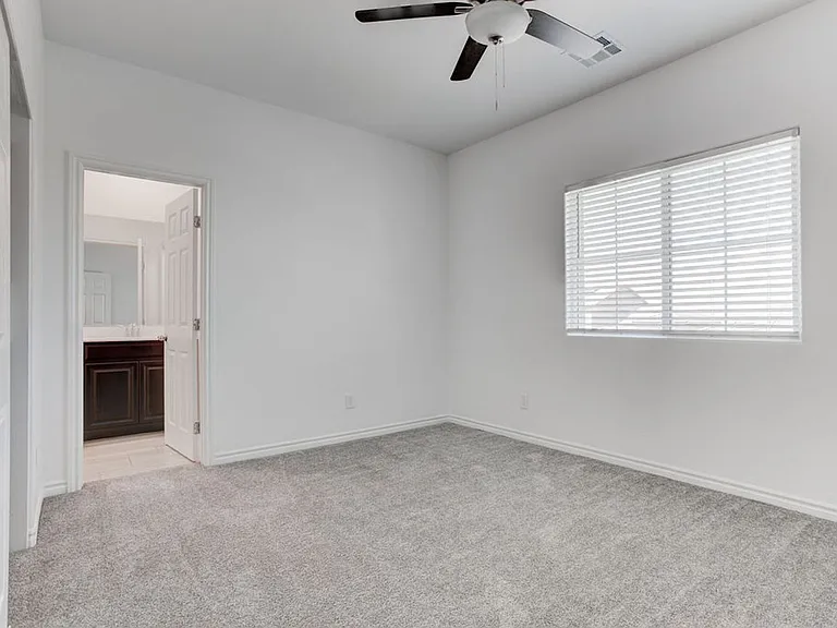 7106 Calvert Cliffs St — Photo 21