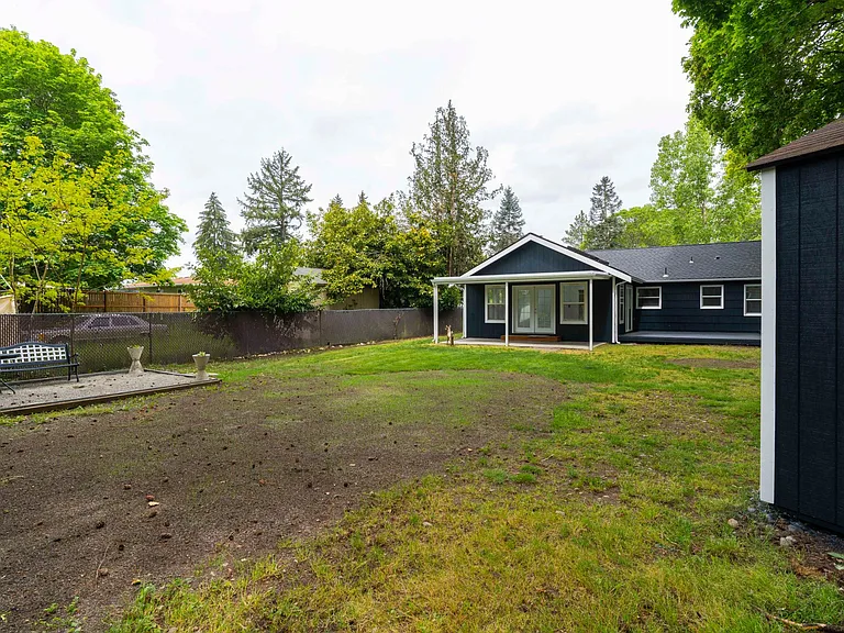 9006 Highland Ave SW — Photo 34