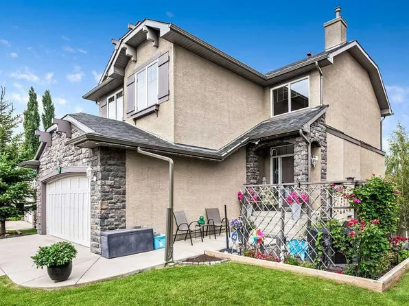 20 W Sherwood Rise NW, Calgary, AB T3R 1P3