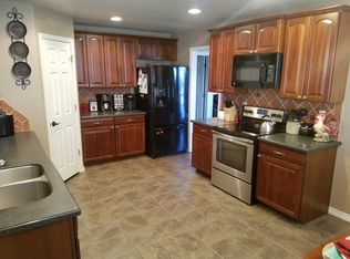 9519 Central Rd, Warrior, AL 35180