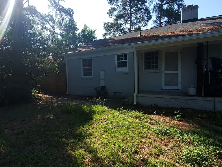 4547 Oxford Rd — Photo 18