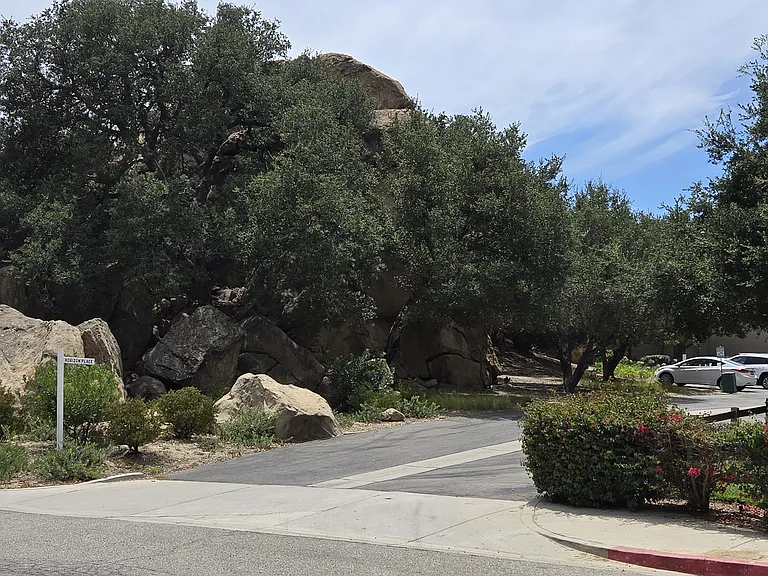22236 Horizon Pl — Photo 34