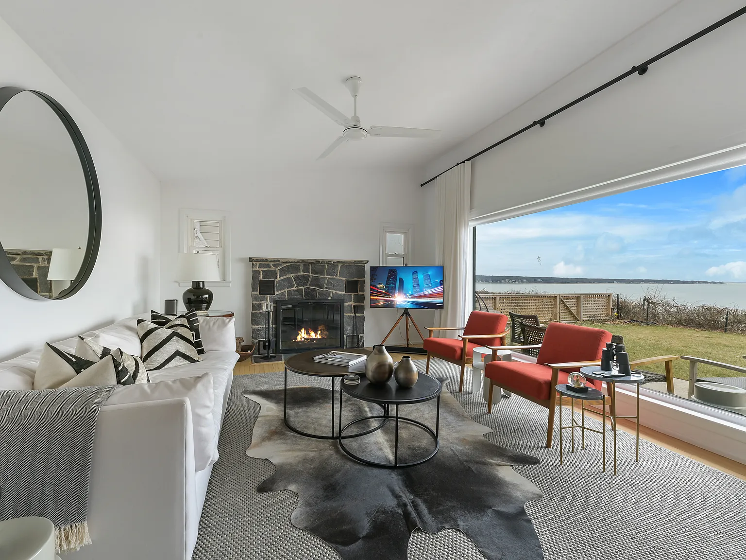 Sag Harbor Sunset Retreat — Photo 4