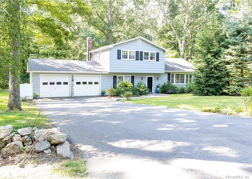15 Nugget Hill Dr, Gales Ferry, CT 06335 Zillow