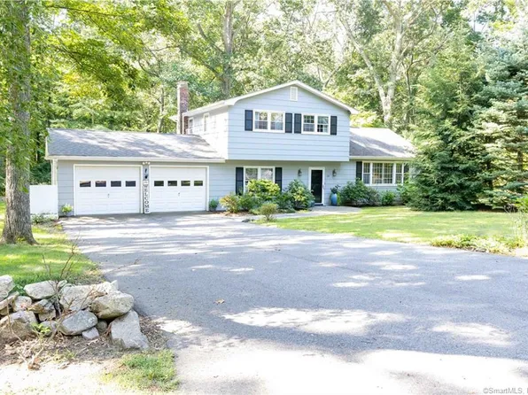 15 Nugget Hill Drive, Ledyard, CT 06335