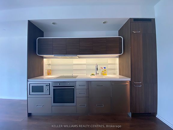 4th image of 45 Charles St E #307