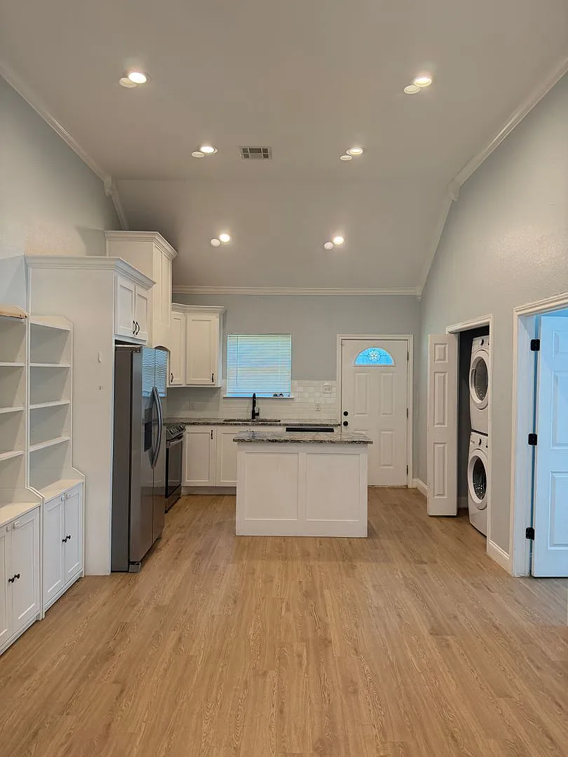 Now Leasing Modern 3-Bedroom Home Near Downtown Waco! — Photo 2