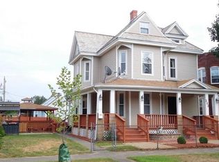 252 Pine St, Holyoke, MA 01040