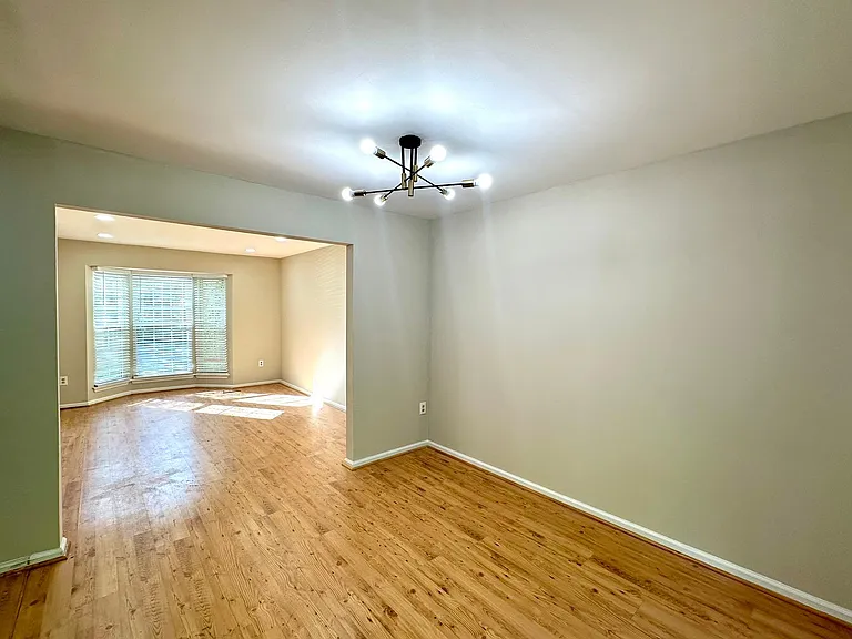 4 Abbey Bridge Ct — Photo 7