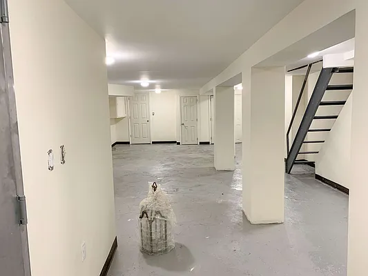 Rented by Compass | media 19