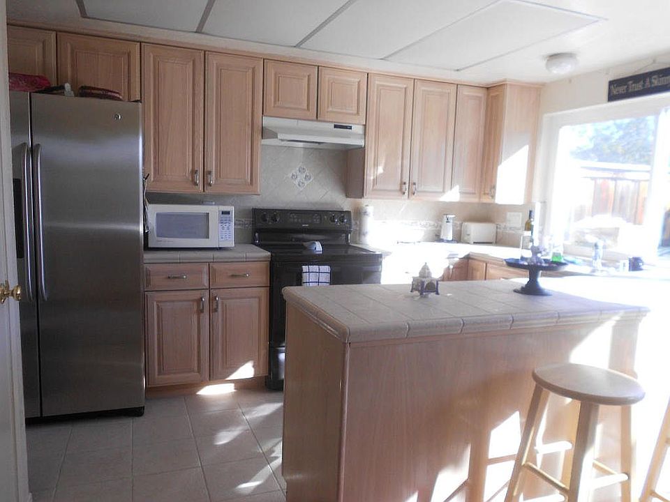 1st image of 391 Cannon Green Dr APT D
