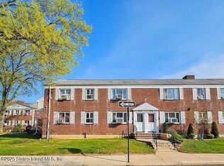 227-08 Hillside Ave, Queens Village, NY 11427