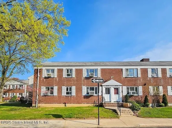 227-08 Hillside Ave, Queens Village, NY 11427