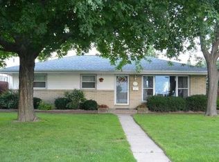2836 S 61st St, Milwaukee, WI 53219