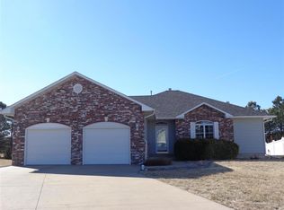 1603 Copper Creek Ct, Hays, KS 67601