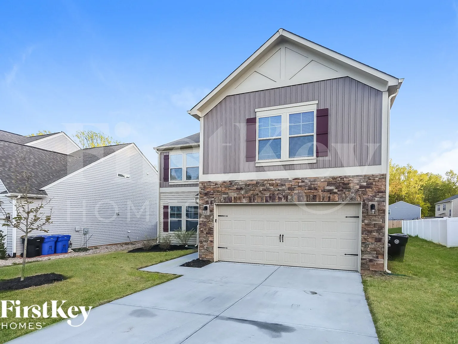 4 bed, 2.5 bath, 2288 sqft, $2,525 — Photo 2